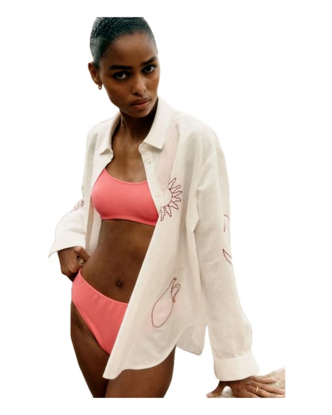 Hemd met rode broderie