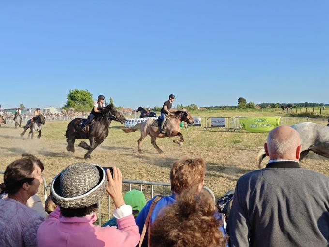 Op kermismaandag 23 juni was Krombeke opnieuw de uitvalsbasis voor de 111de editie van het Feest van het Paard.