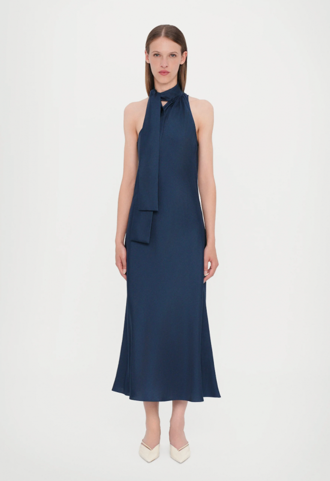 Robe marine en soie