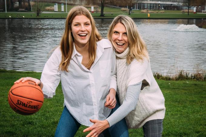 Nastja Claessens kreeg de basketgenen door van haar mama Irina Medvedeva.