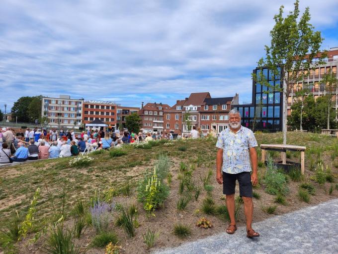 Koen Vandenbroucke is tevreden met de 115 bomen, 28.500 vaste planten en de 67.500 aangeplant bloembollen.