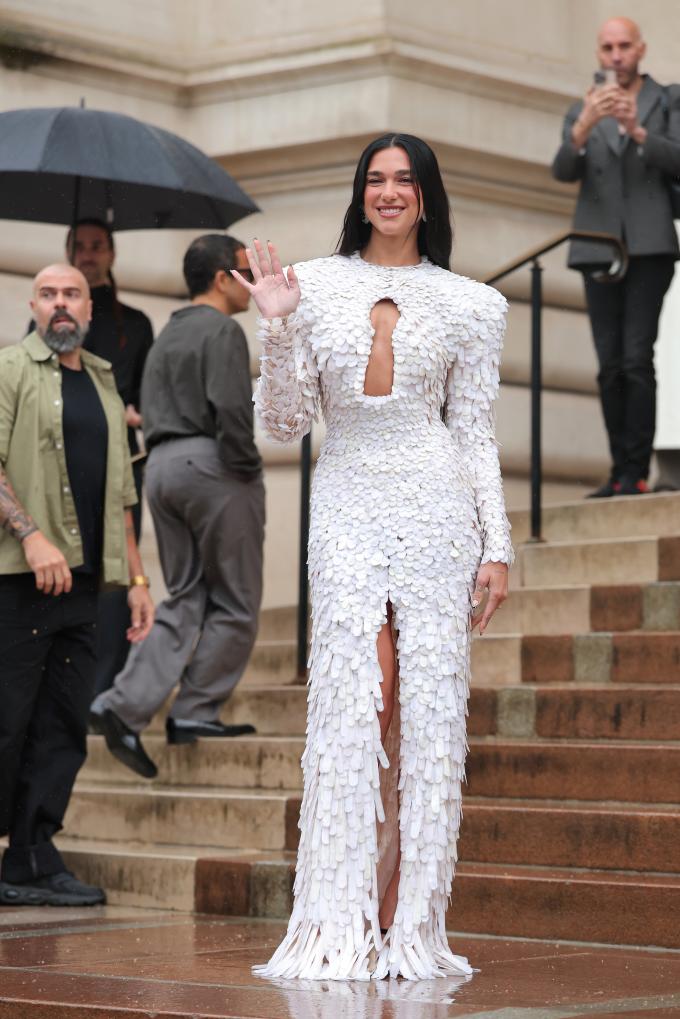 Dua Lipa in Schiaparelli