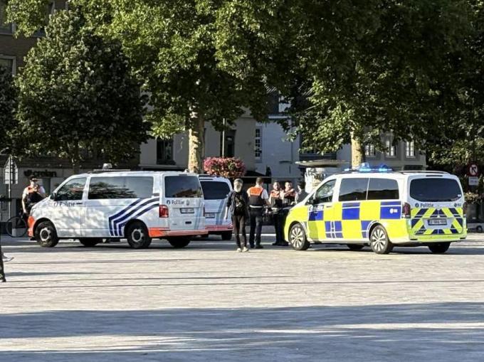 De politie kon de groep onderscheppen op ‘t Zand.