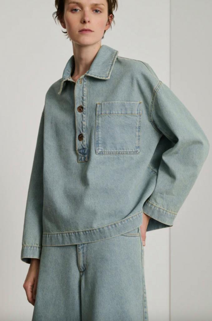 Chemise en denim délavé