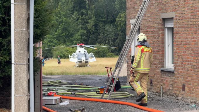 De brandweer had de zware brand snel onder controle.
