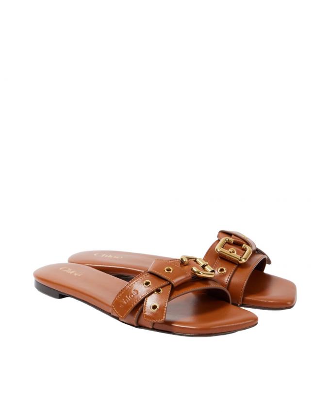 Leren slippers met gesp