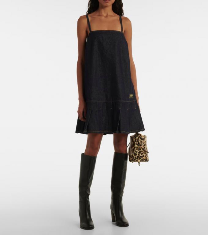 Robe en jean avec jupe plissée