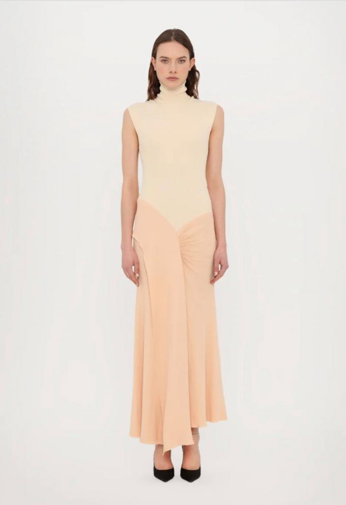 Robe pêche avec jupe drapée