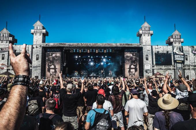 De editie van 2025 maakt zich op om alle verwachtingen te verbrijzelen met vier podia, 118 bands en 14 dj's.