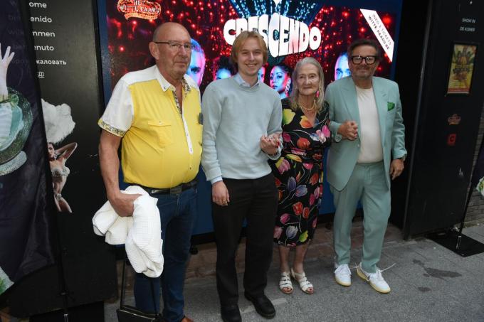 Guy, Arthur, Liliane en Marc.