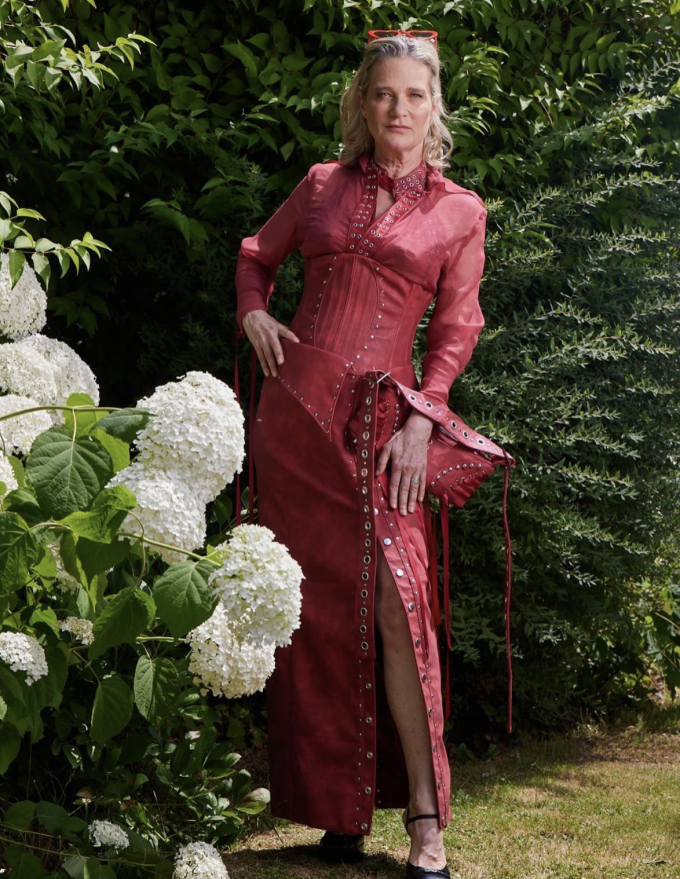 Prinses Delphine van Saksen-Coburg in custom Judassime 