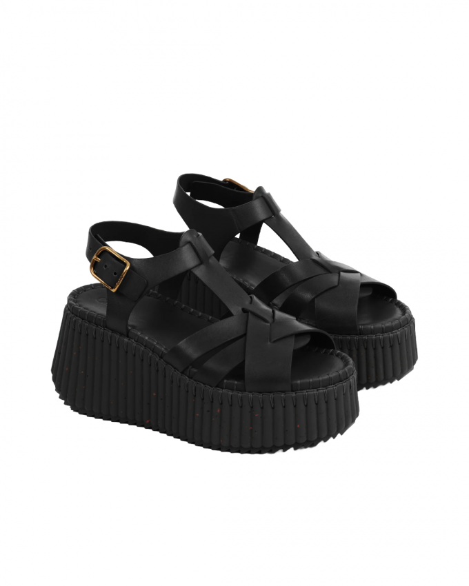 Sandalen met gespikkelde hak