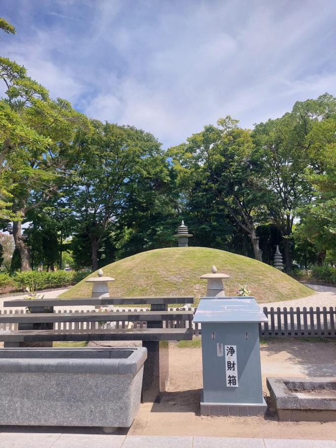 Herdenkingsplek in het Vredespark in Hiroshima.