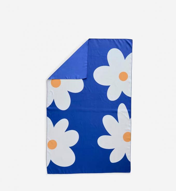Une serviette en microfibre