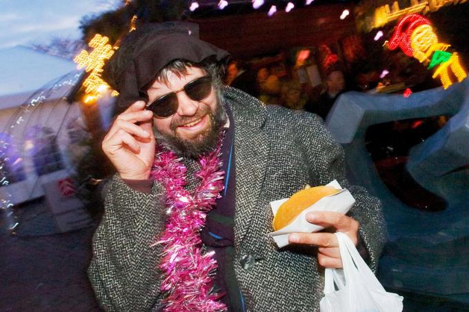 Luc ‘Elvis’ Maes op de kerstmarkt in 2006.