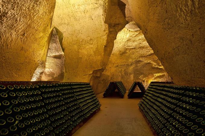 Een bezoek aan de kelder van Taittinger is een hele belevenis. (foto Getty)