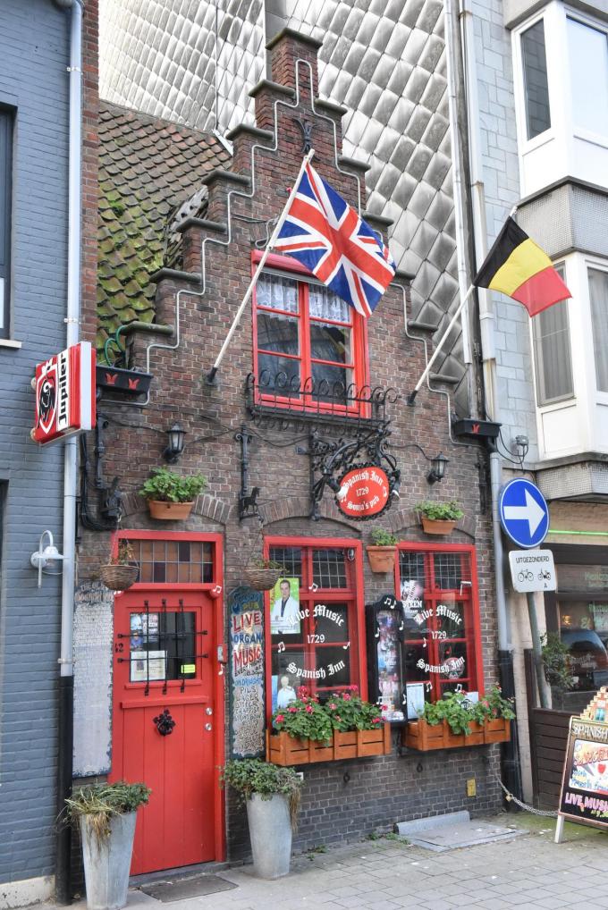 De Spanish Inn in de Kapucijnenstraat is als kroeg al generaties een begrip.