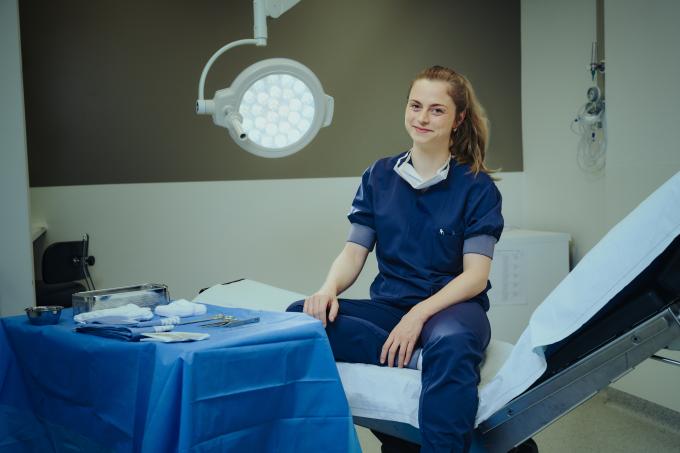 Alicja Zarowska – Plastische chirurgie in ​H.H. Lier