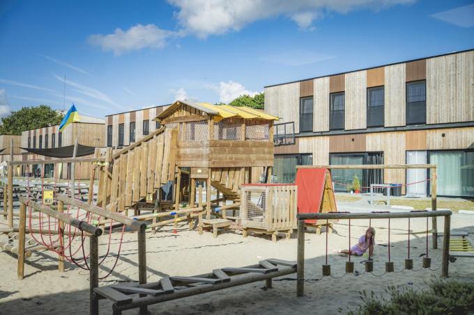 In het nooddorp in Oostakker wonen nog zo’n honderdvijftig gezinnen. Eind dit jaar komt een einde aan de tijdelijke woonoplossing, maar terugkeren is voor veel Oekraïners niet altijd een logische oplossing. (foto Christophe De Muynck)