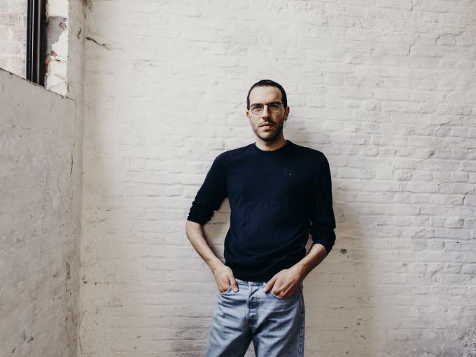 Julian Klausner, successeur de Dries Van Noten, dans ses bureaux du Godefriduskaai