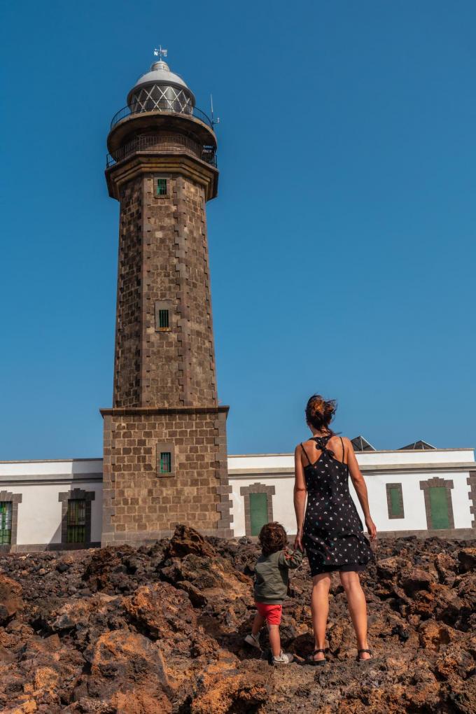 De vuurtoren van Orchilla: hier liep eeuwenlang de nulmeridiaan. (foto Getty)