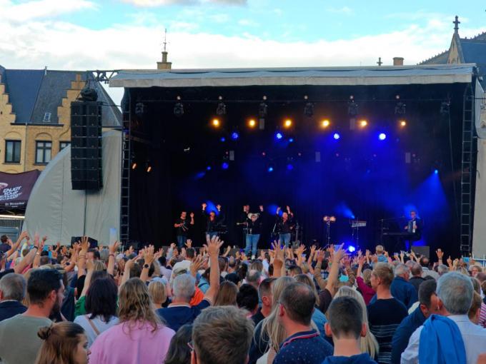 Ook de muziekgroep van De Lovie, Il Sogno, stond op het podium van Marktrock Poperinge.