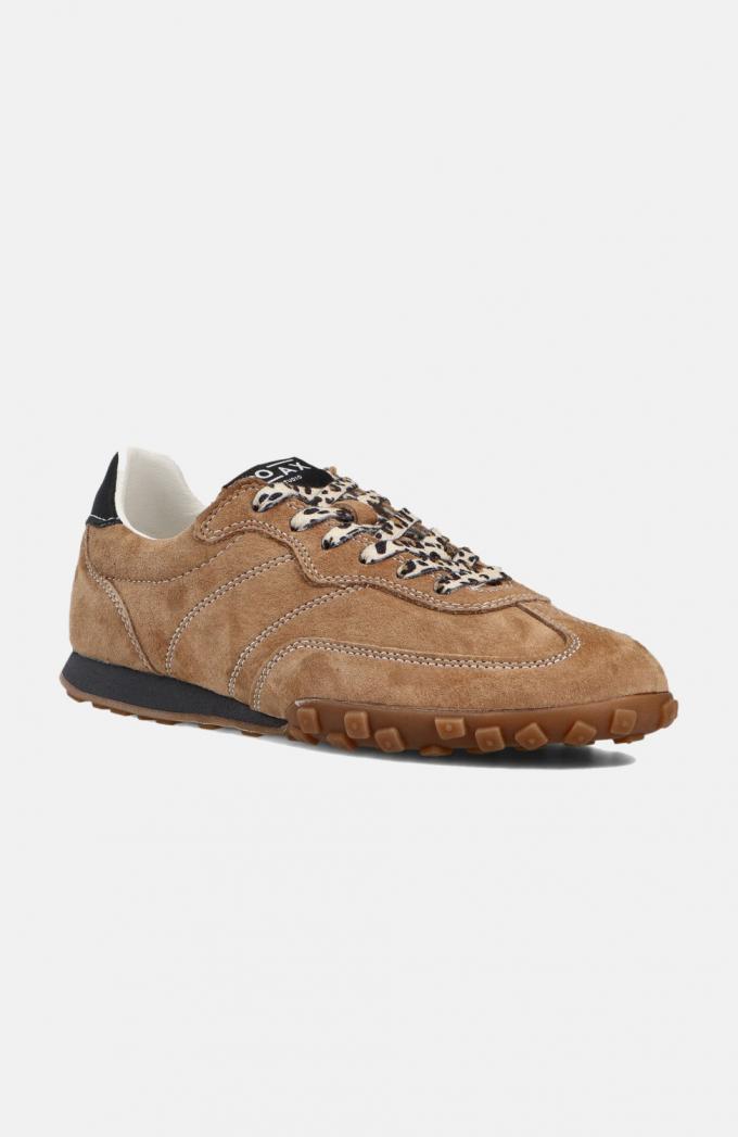 Bruine sneakers in suède