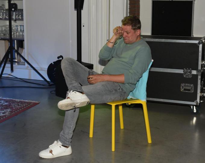 Nu en dan kon de schooldirecteur niet opboksen tegen één en zelfs meerdere traantjes.
