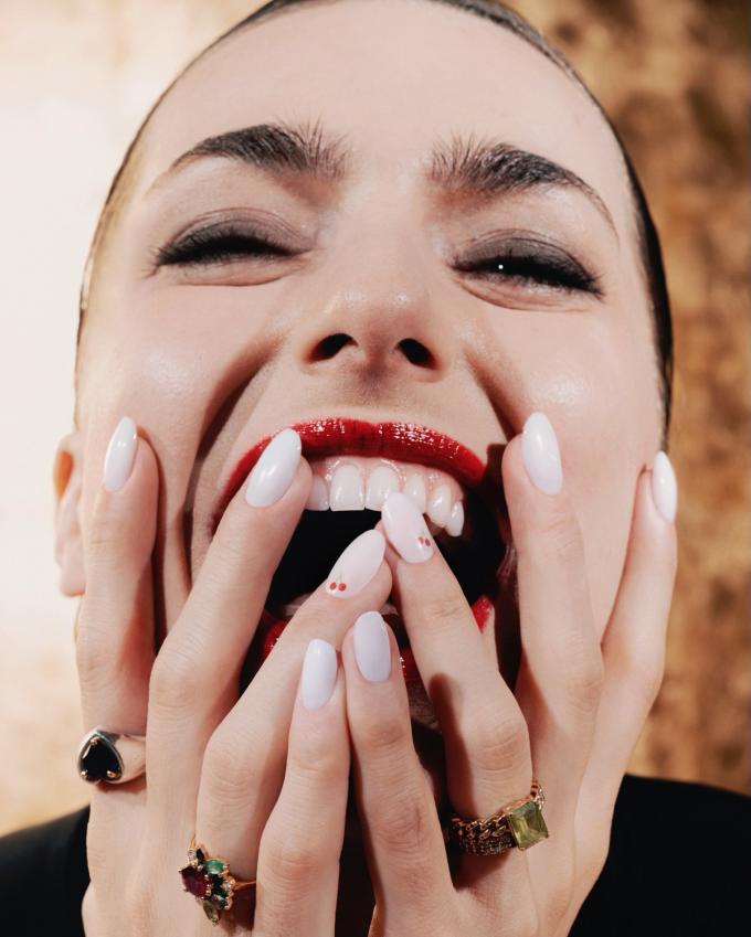 Olga Leyers x Maniac Nails