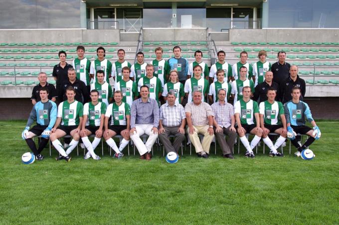 Mario David was trainer van KM Torhout in het seizoen 07'-'08. Op de bovenste rij herken je v.l.n.r.verzorgster Tina Ledaine, Jens Lavens, Guillaume Vandermaes, Stan Van Praet, Angelo Paravizinni, Joeri Vandewalle, Sam Dejaeghere, Dennie Damman, Tim Boydens, Cedric Jaques en Klaas Devriendt en afgevaardigde Daniël Verduyn. Middelste rij vlnr : materiaalmeester Michel Verduyn, keeperstrainer Tom Vandenbussche, Arne Vandewaetere, Pieter Devoldere, Xavier Deschepper, Jisreel Soetaert, Dieter Yde, Piet-Jan De Coninck, Jurgen Dewaele, hulptrainer Ludo Lanssens, hulptrainer Didier Degomme Onderste rij v.l.n.r. Brecht Laleman, Geoffrey Claeys, Kevin Van Engelandt, Nico Vanderdonck, trainer Mario David, voorzitter Oswald Bossuyt, ondervoorzitter Guy Depondt, hoofdsponsor Filip Ornelis, Hans Hoornaert, Andy Colpaert en Bryan Kreeft.