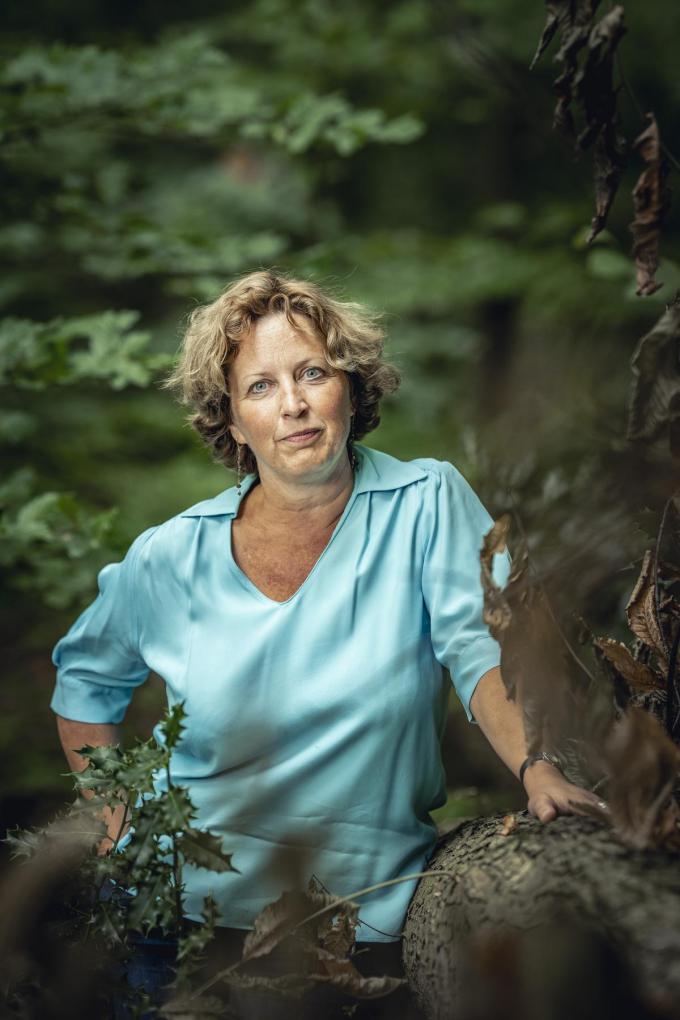 Mieke Schauvliege in Drongengoed, Europees beschermde natuur waar Francken een kazerne wil bouwen. “Over mijn lijk”, is de fractieleider van Groen resoluut. (foto Christophe De Muynck)