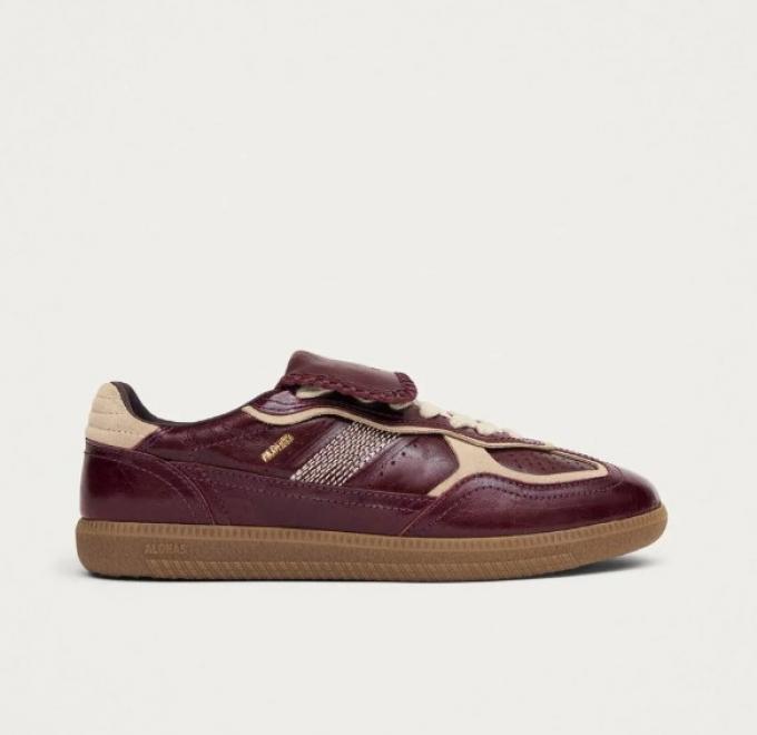 Bordeauxrode sneakers in faux-leer
