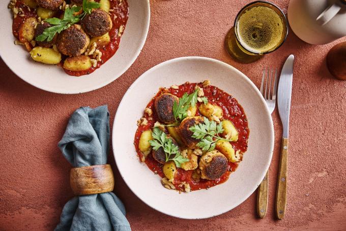 recette boulettes de tofu gnocchi et sauce muhammara-tomate