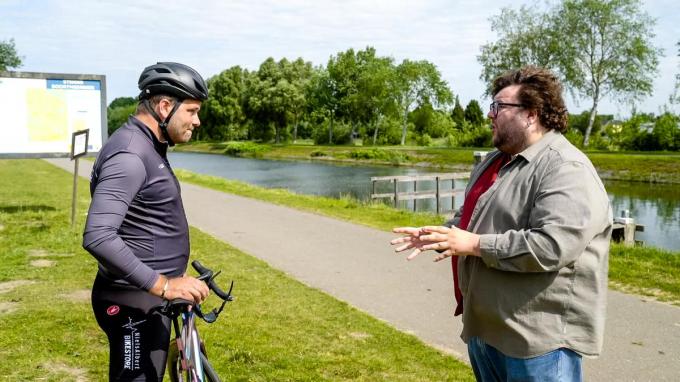 Ook Niels Albert zit mee in het complot...