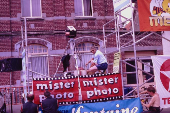 Ludo Schotte in actie als ‘man van de fotofinish’.