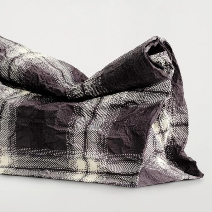 Oversized clutch met ruitjes