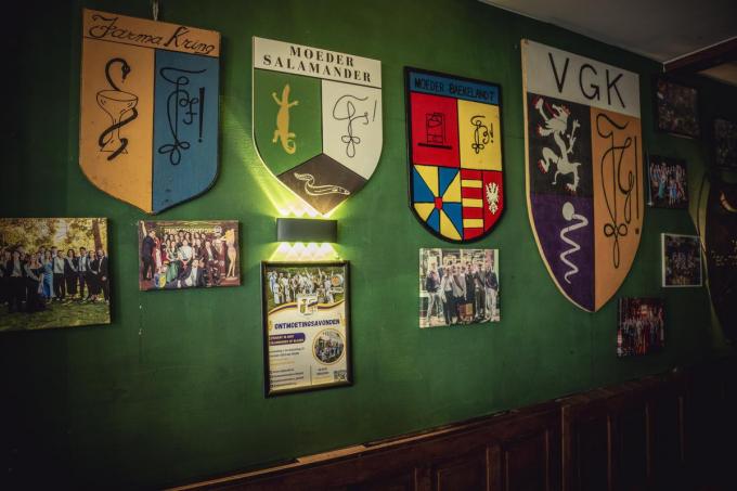 Tal van (West-Vlaamse) studentenclubs zijn thuis in de Salamander.