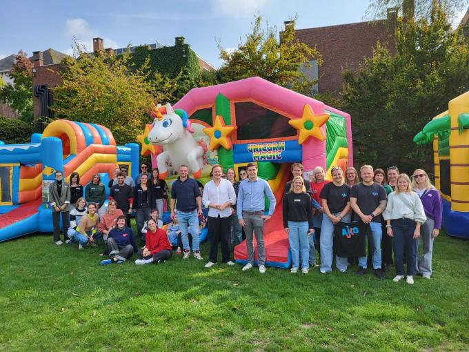 Woensdagnamiddag ontdekten kinderen en jongeren het aanbod van onder meer Overkop, Durf en Huis van het Kind op een speelse manier met laagdrempelige activiteiten.