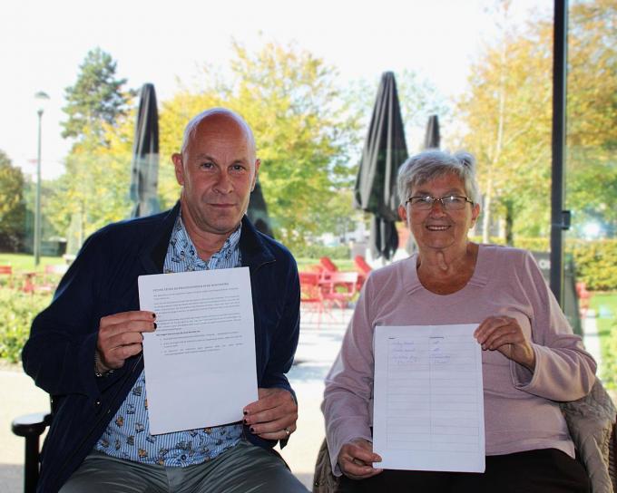 Ricky Schoutetens en Wilma Deman maakten een petitie.