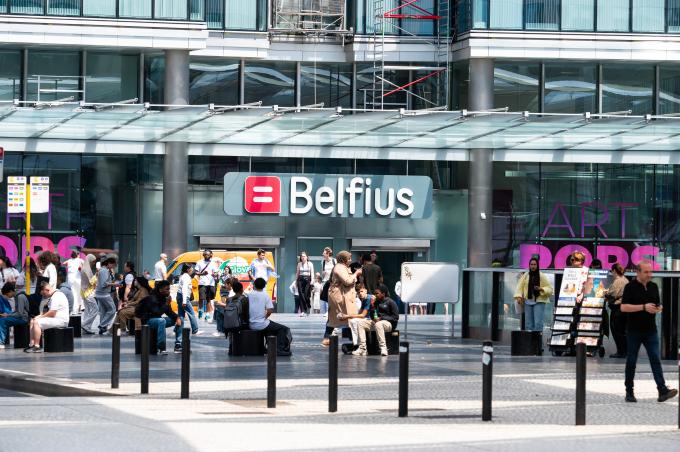 Belfius ferme le robinet du crédit à Bruxelles : les prémices de sa privatisation?