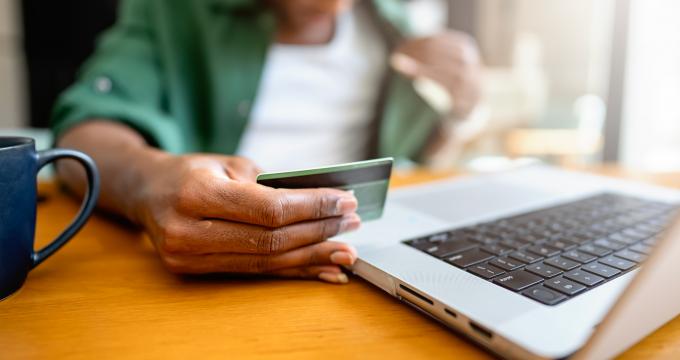 L’IBAN-name check en vigueur : ce qui change en pratique pour vos virements