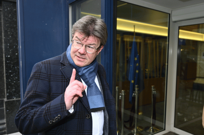 Sven Gatz (Open VLD) stapt uit Brusselse regering