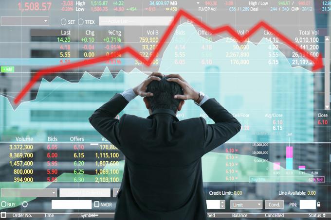 “Quand on voit un cafard, il y en a sans doute d’autres” : nouveau coup de stress bancaire sur les marchés
