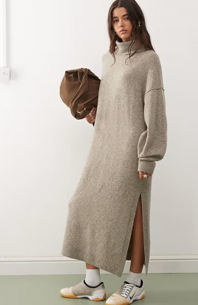 Beige trui-jurk met split