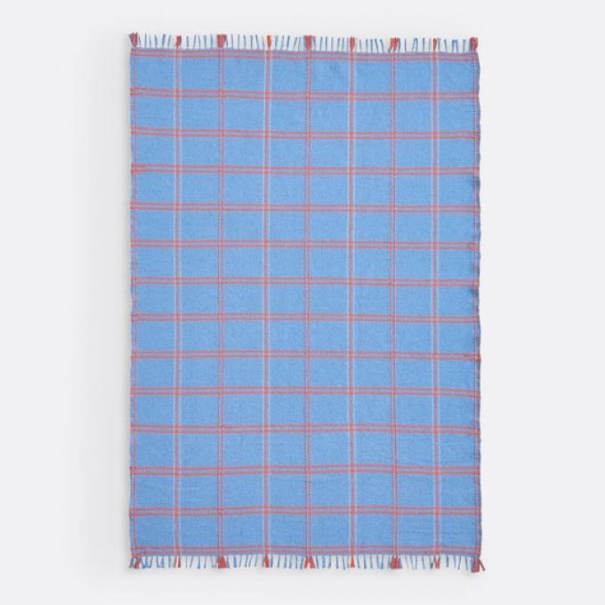 Lichtblauw tapijt uit gerecycleerd katoen