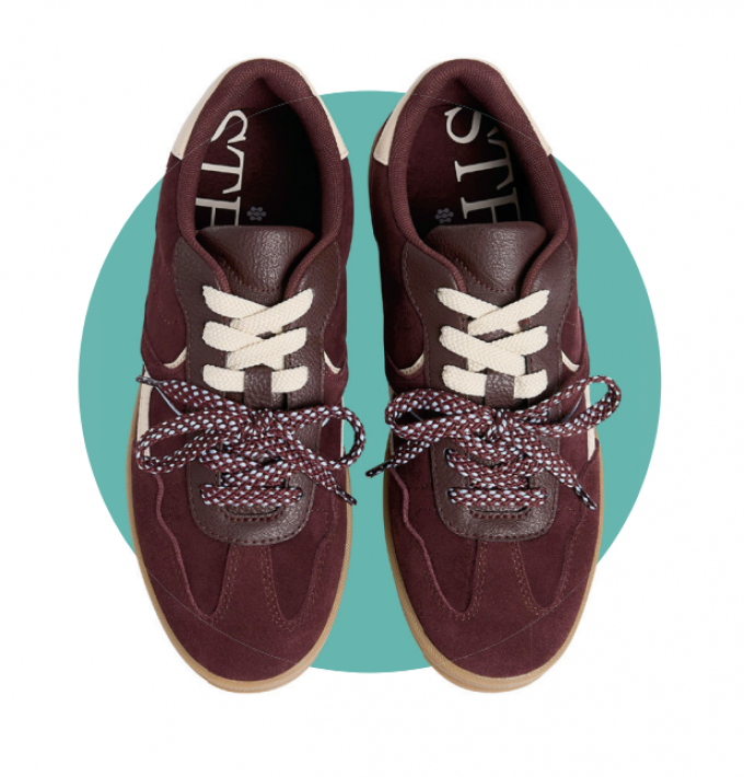 Baskets à double lacets bordeaux