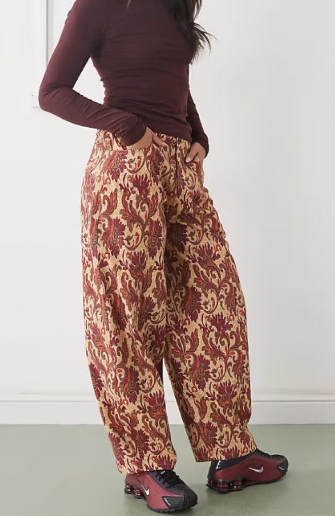 La pantalon barrel à imprimés fleuris