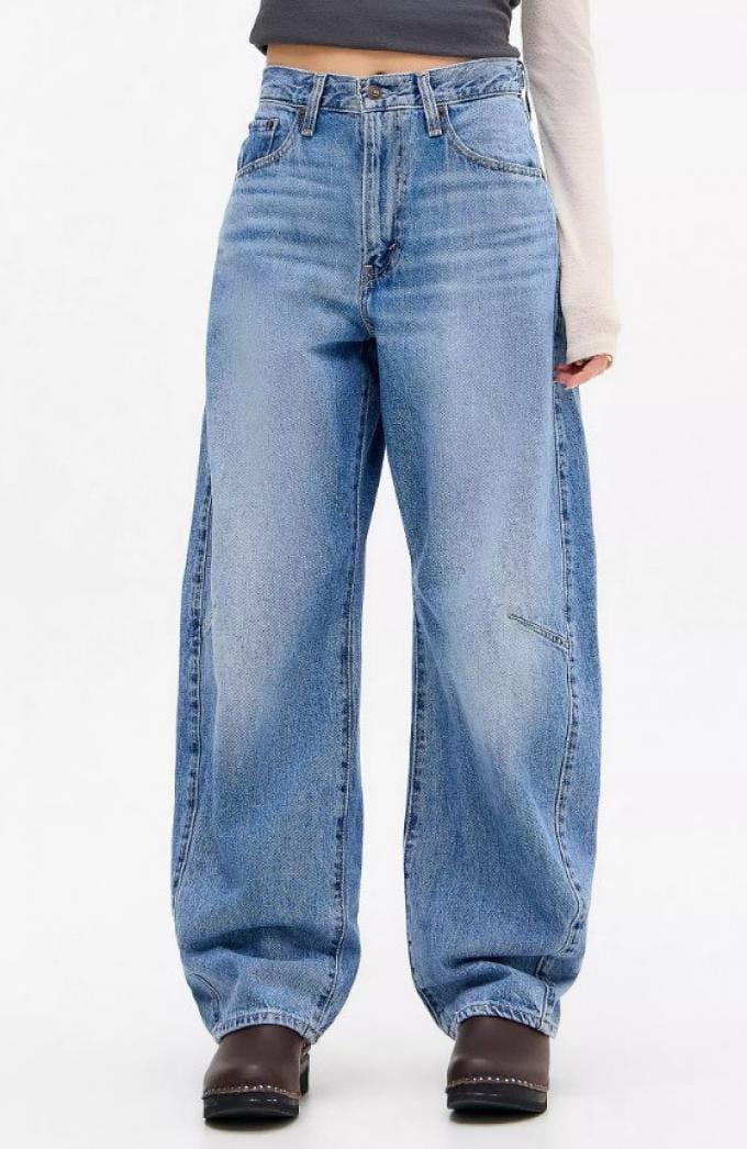 La pantalon barrel fuselé