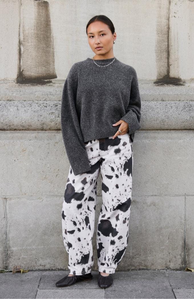 La pantalon barrel motif vache