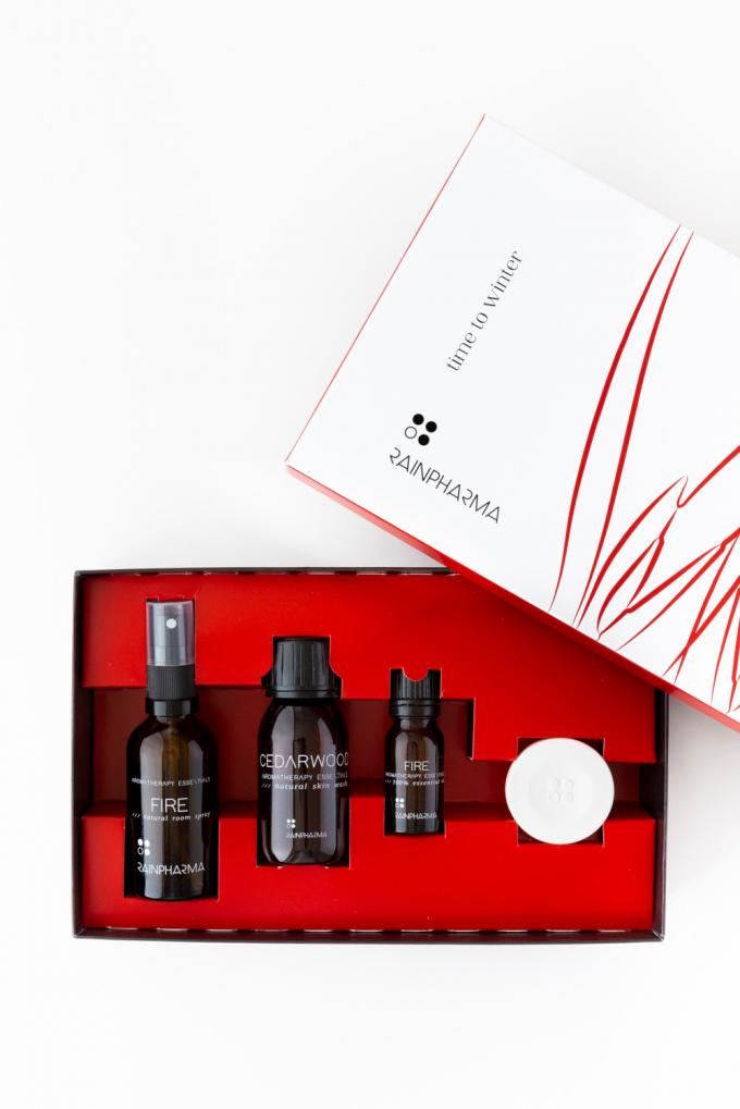 Leuke extra: RainPharma, Time to winter-box met o.a. roomspray in de geur Fire 50 ml t.w.v. € 19,99